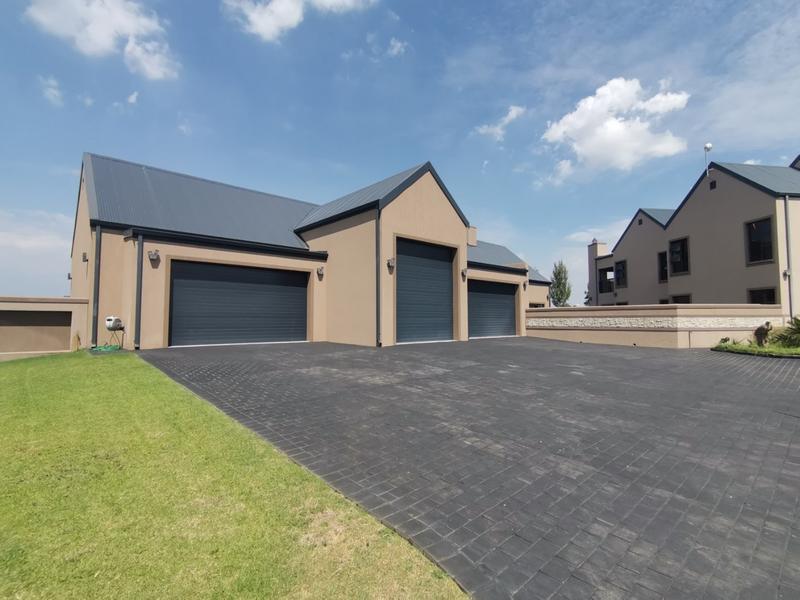 5 Bedroom Property for Sale in Vaalpark Free State